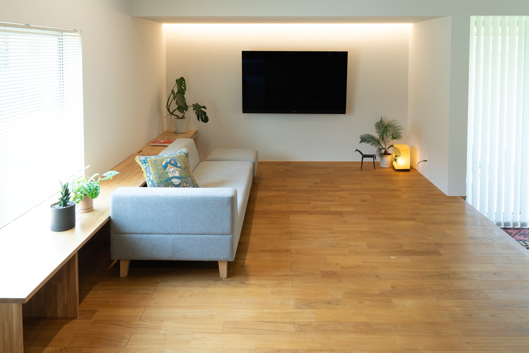 ペルシャ絨毯なし＋室内風景