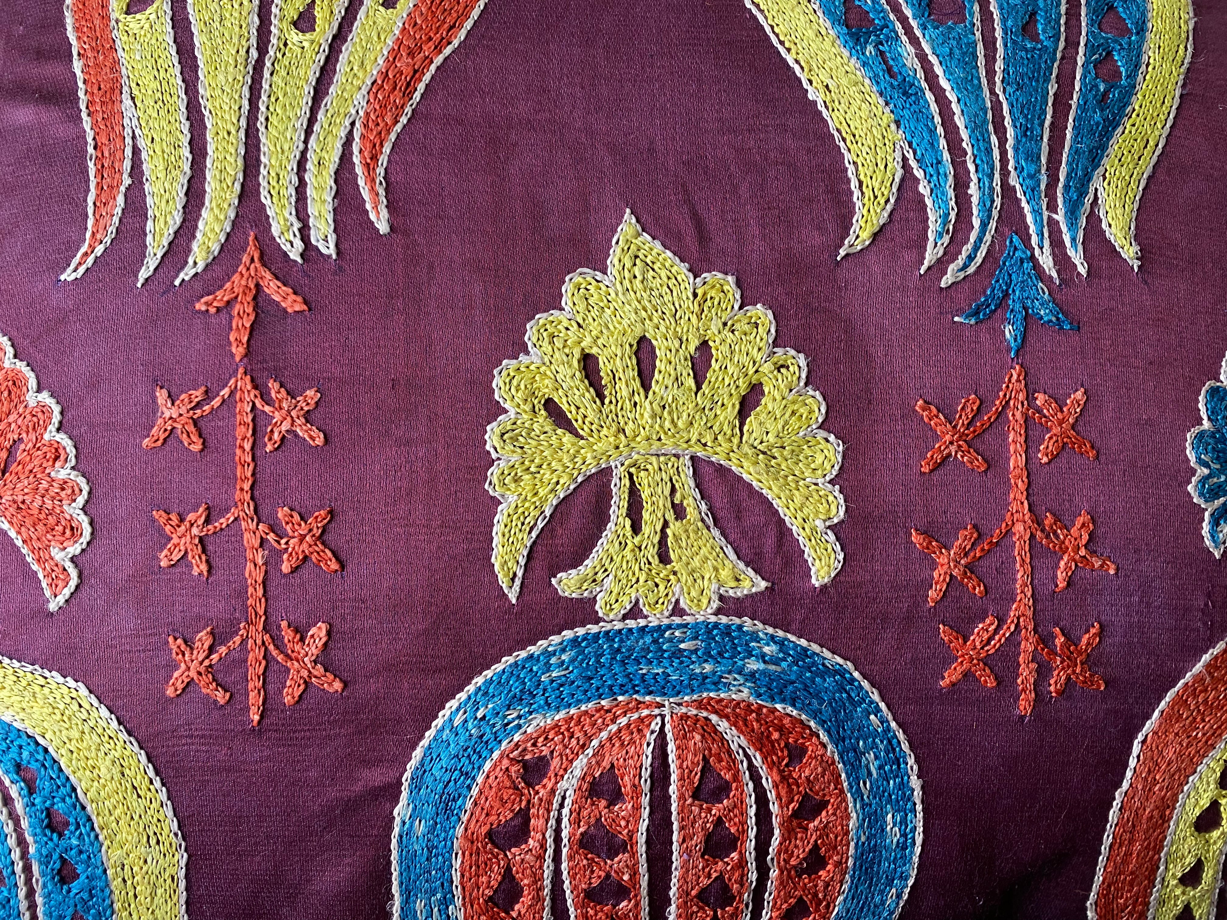 ウズベキスタン製 シルク スザニ刺繍 クッションカバー 58×50 SZN721